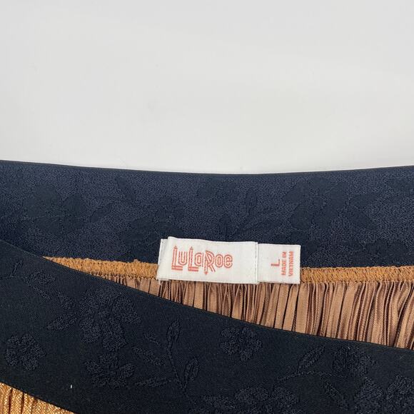 New LULAROE Copper Metallic Skirt Size L Crinkle Pleated Swing Knee Length - Picture 4 of 7
